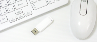 USBメモリ